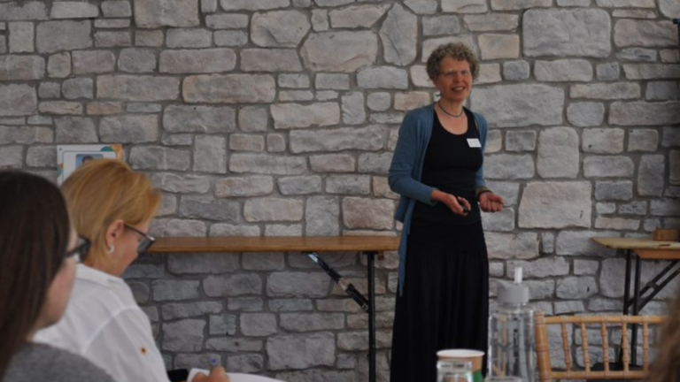 I'm the W·I·L·D® Wellbeing Speaker - WILDwellbeingSpeaker.co.uk I'm the W·I·L·D® Wellbeing Speaker - WILDwellbeingSpeaker.co.uk